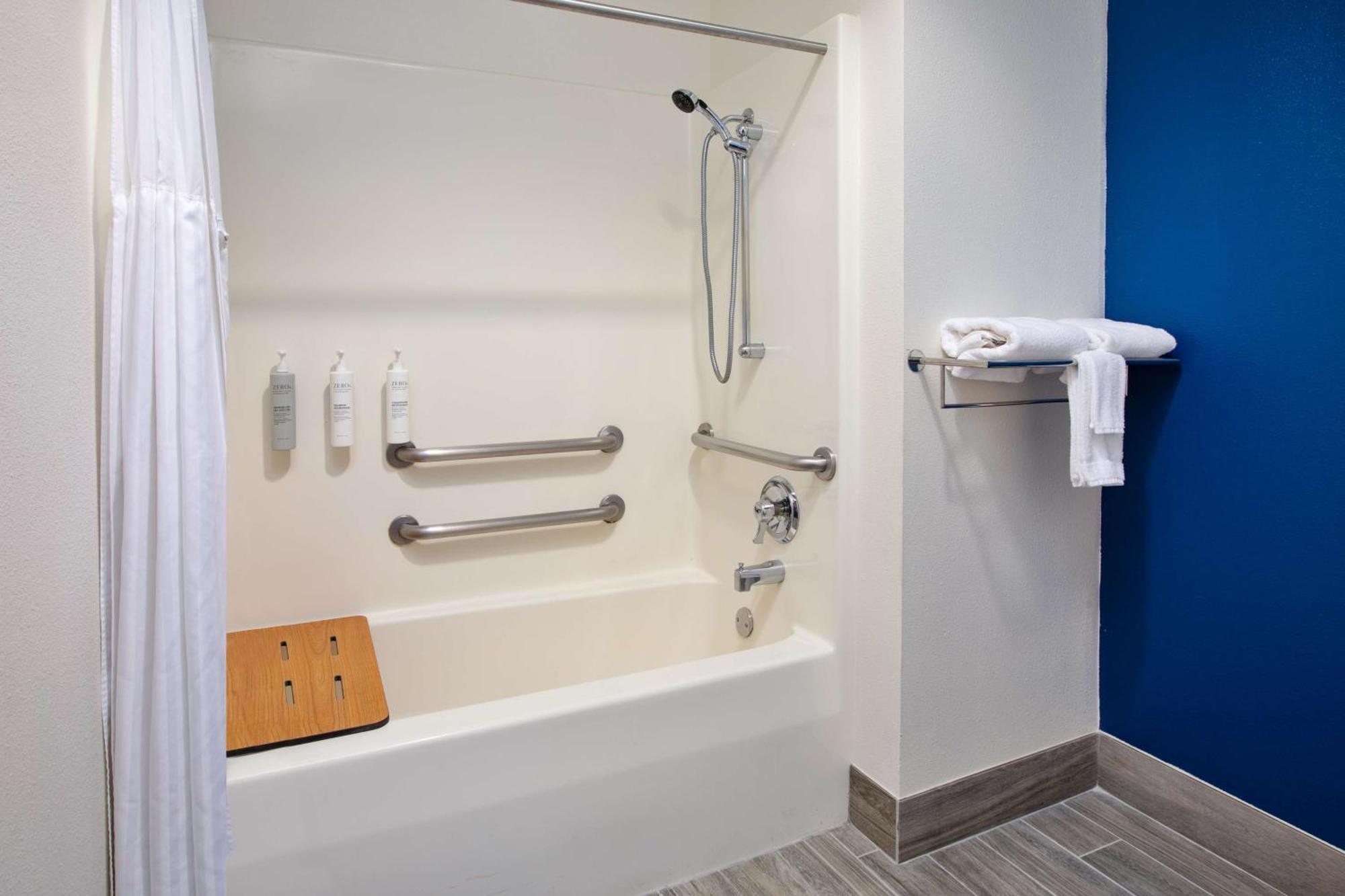 Spark By Hilton Walker Grand Rapids North Luaran gambar