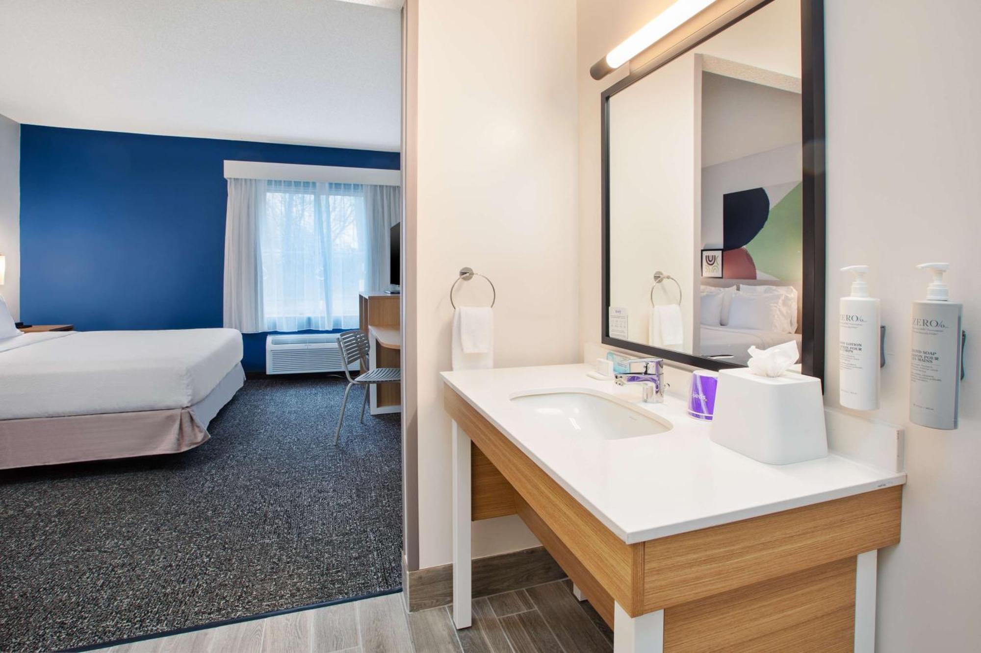 Spark By Hilton Walker Grand Rapids North Luaran gambar
