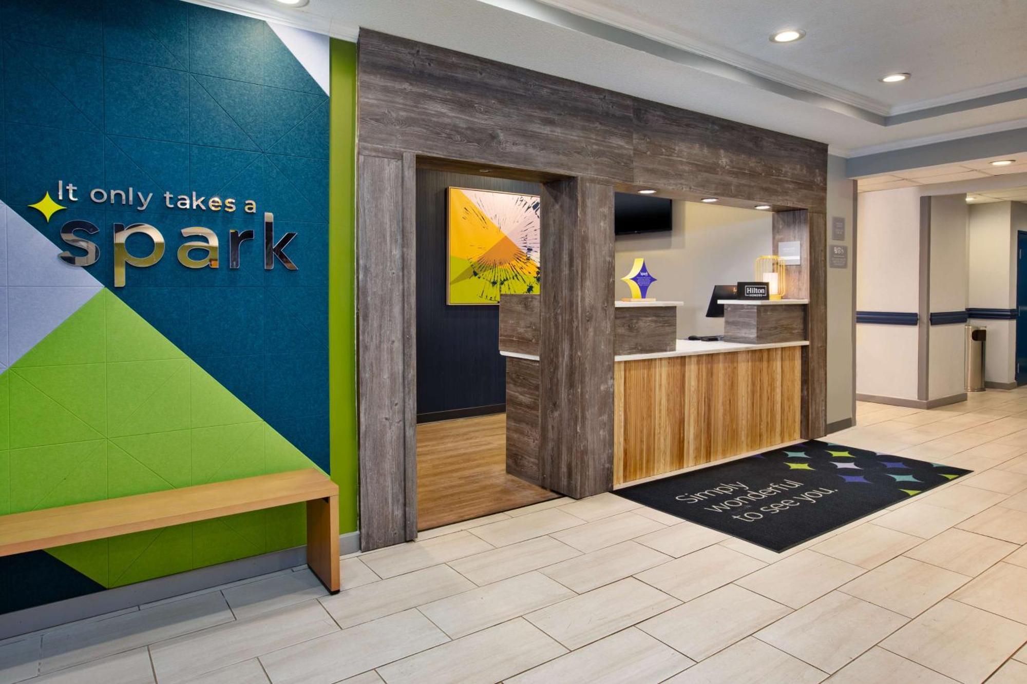 Spark By Hilton Walker Grand Rapids North Luaran gambar